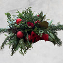 Centro de Mesa Rosa, Gerbera, Pino y flor de Algodón - Granada