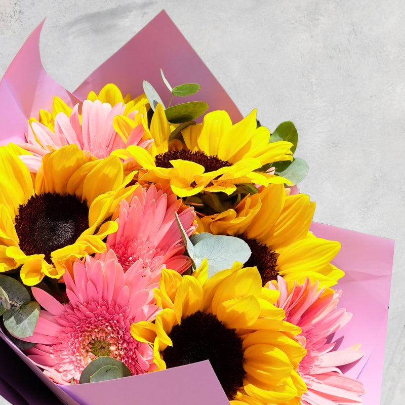 Ramo de Girasoles, Gerberas y Dollar - Cabo
